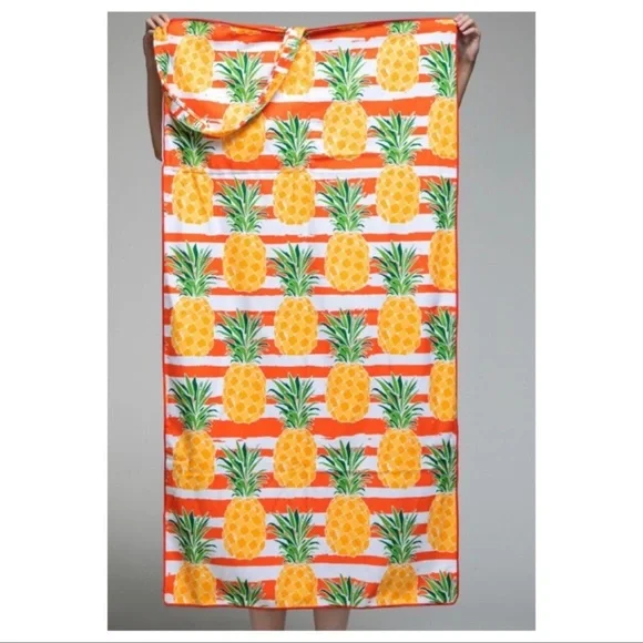 🧡RESTOCKED🧡New tangerine pineapple bag convertible beach towel🍍🍍 - Picture 3 of 9